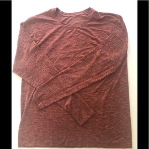 Lululemon men’s long sleeve top